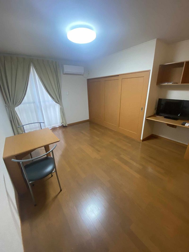 レオパレスサンシャイン　Ｋ 居間