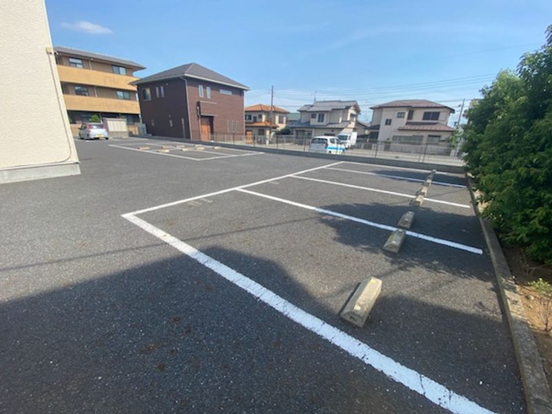 レオネクストエスペランサ 駐車場
