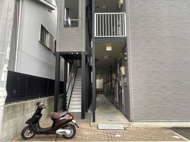 leopalace Excella Entrance