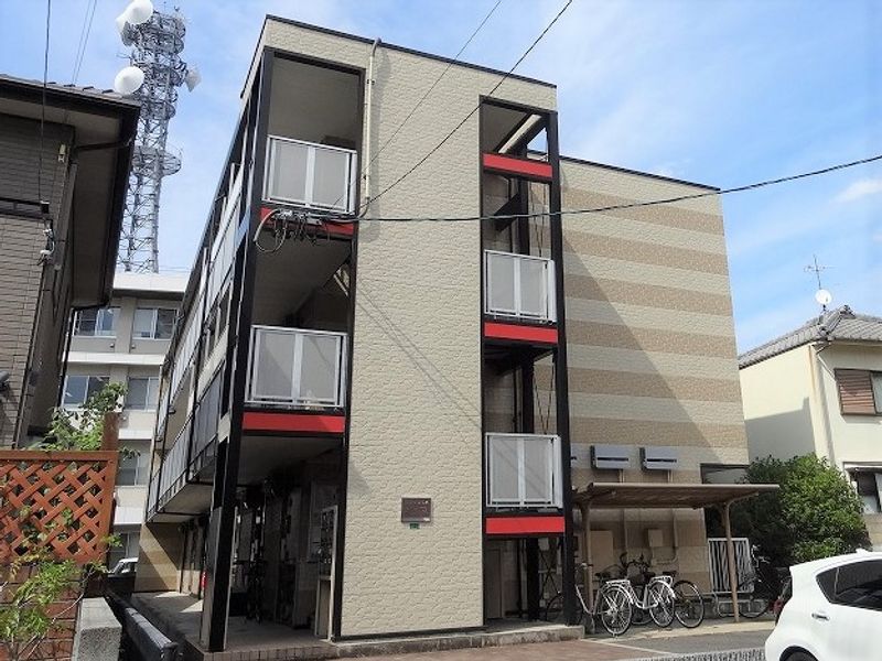 レオパレスラルマン　福岡町 外観