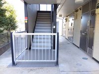 レオパレス萬　壹番館 エントランス