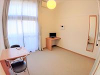 レオパレス天大南 居間