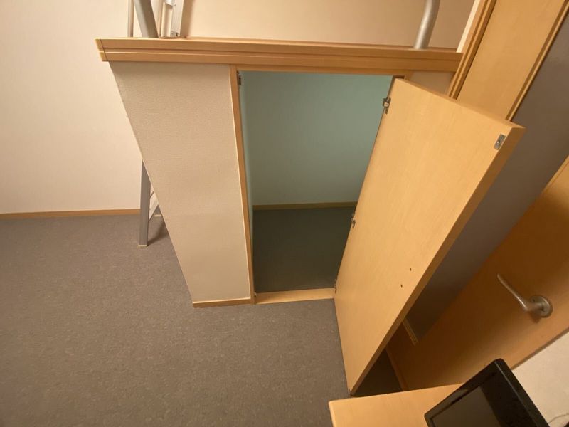 レオパレス日置 収納