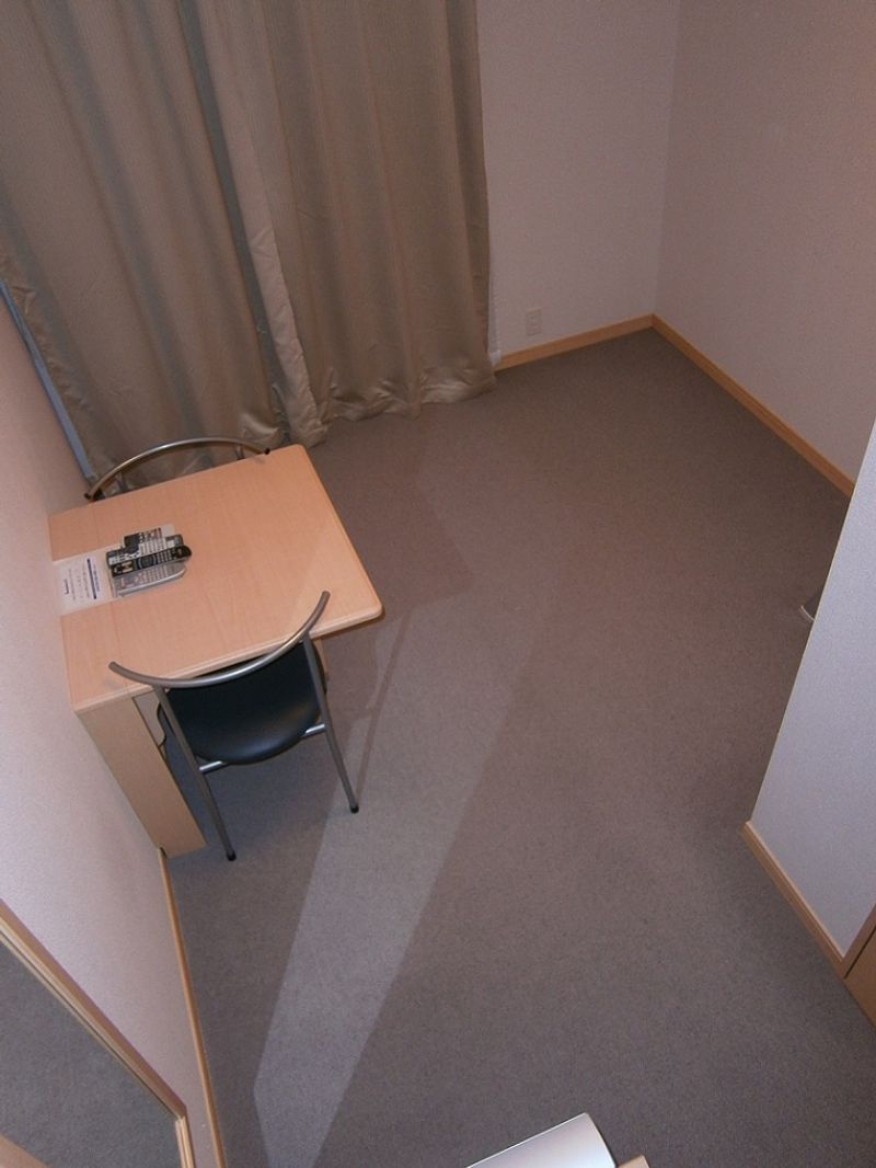 レオパレスピーコック 居間