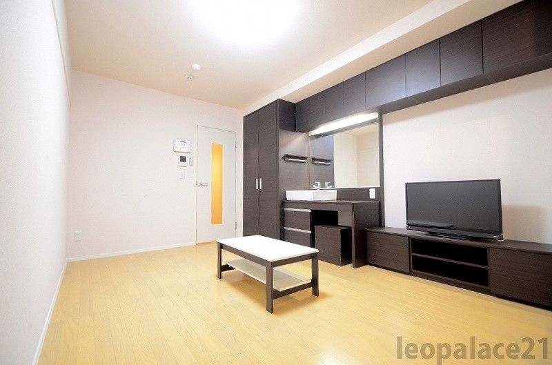 LEONEXT La Sonrisa Bedroom