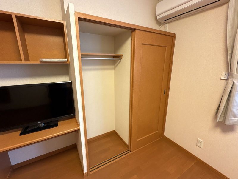 レオパレスレキア 収納