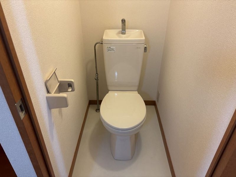 レオパレス宮代庭苑 トイレ