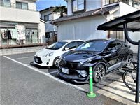 レオネクストリードアンドナナ 駐車場