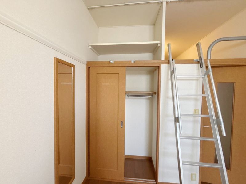 レオパレスＭＩＮＡＭＩ 収納