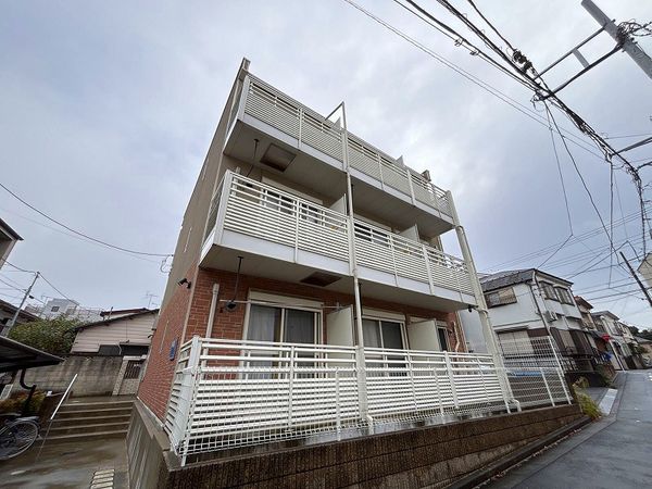 レオネクスト彰 外観