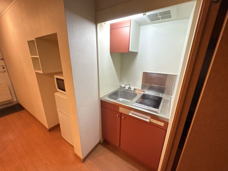 レオパレスラポール キッチン
