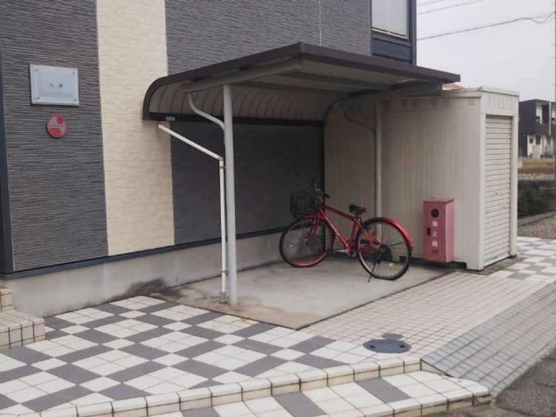 レオパレス八原 共用部分