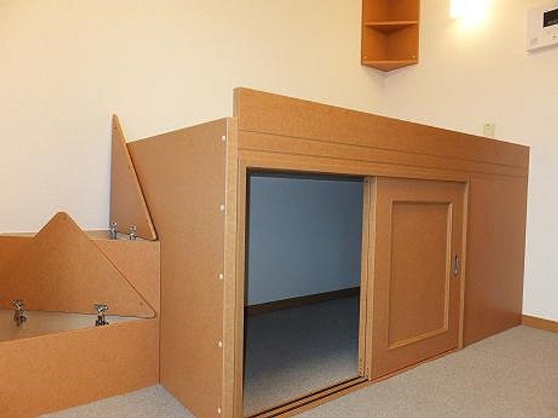 レオパレスサンフィールド 収納