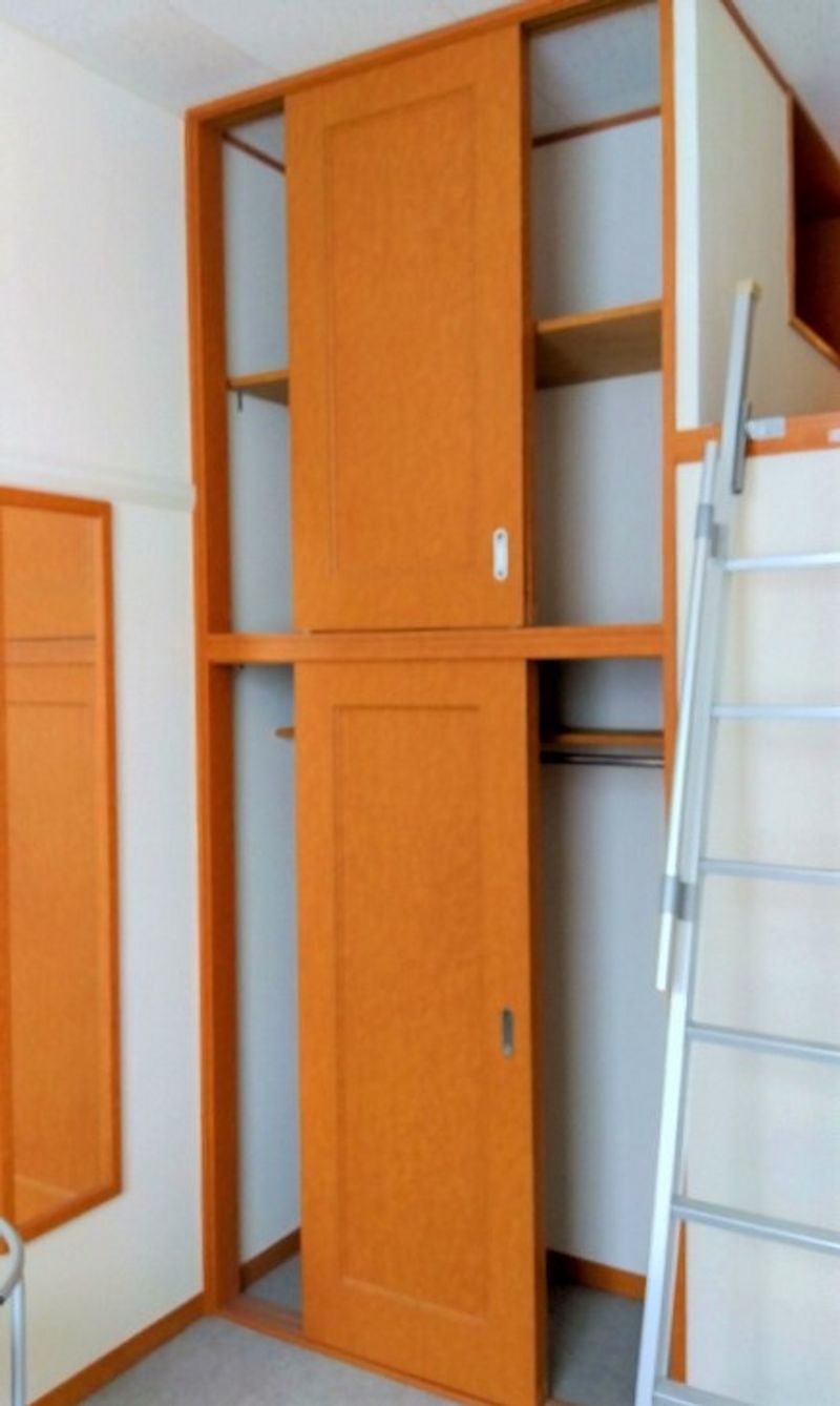 レオパレスヴァーグ 収納