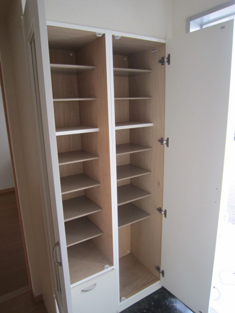 レオパレスシオン　Ａ 収納