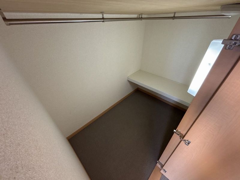 レオパレスハッピーブリッジ 収納