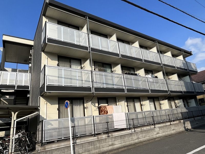 レオパレスＫＩＶＡ バルコニー