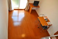 レオパレスカームＹＯＳＨＩＤＡ 居間