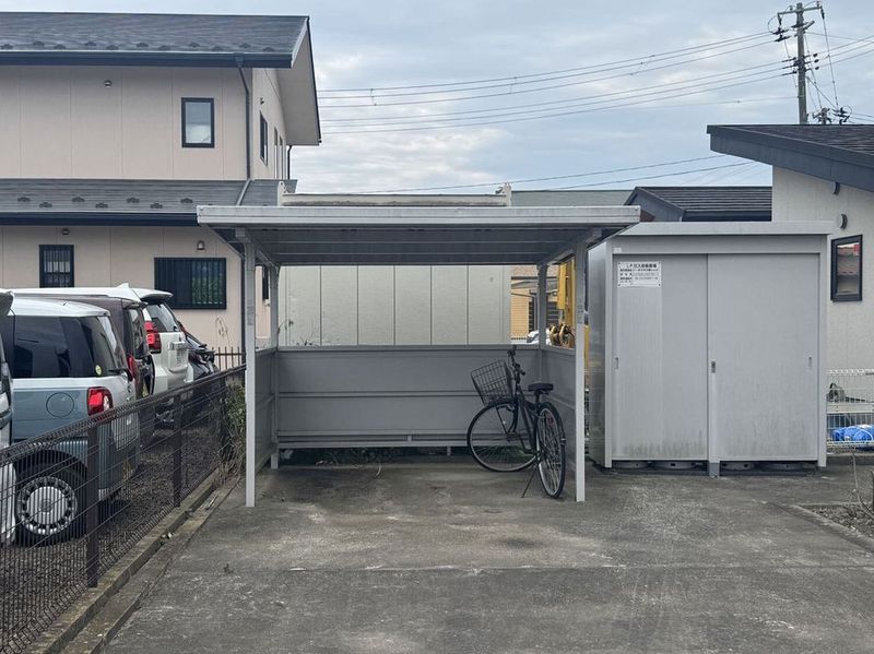 レオパレス北中江 共用部分