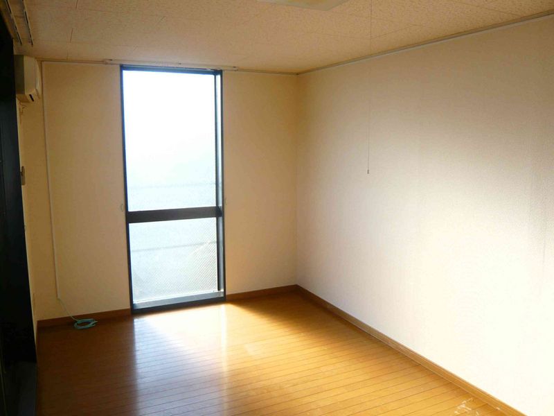 レオパレスサクセスⅠ 寝室