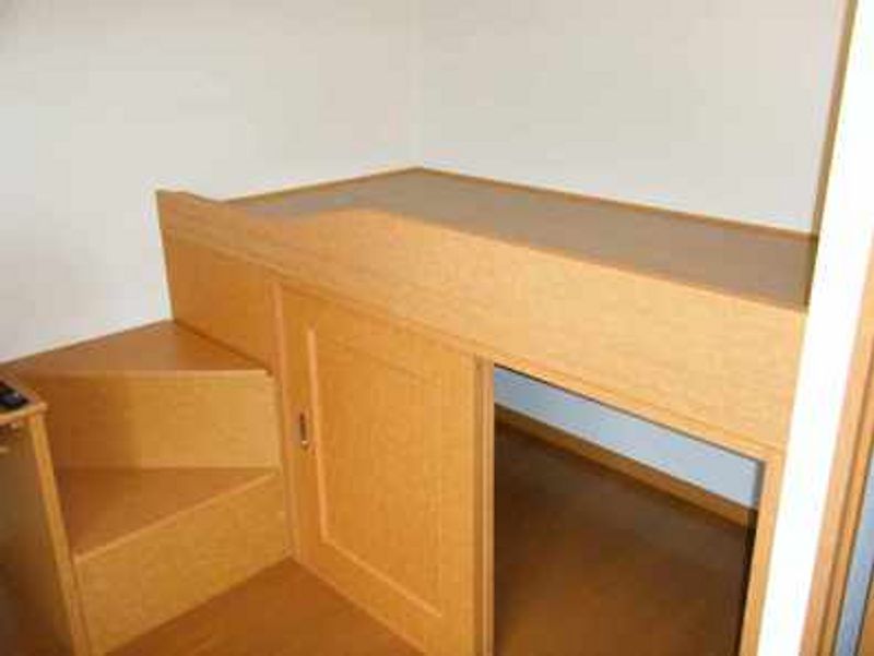 レオパレスＦ　ファミーユ 居間