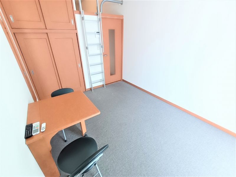 レオパレスサン・ビレッジⅠ 寝室
