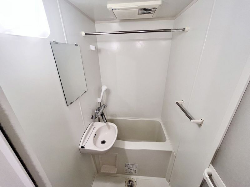 レオパレス長根 風呂