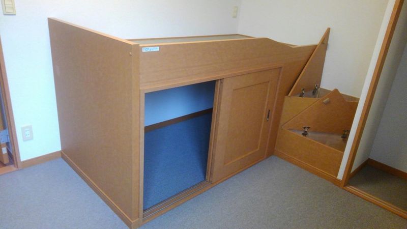 レオパレス山茶花 寝室