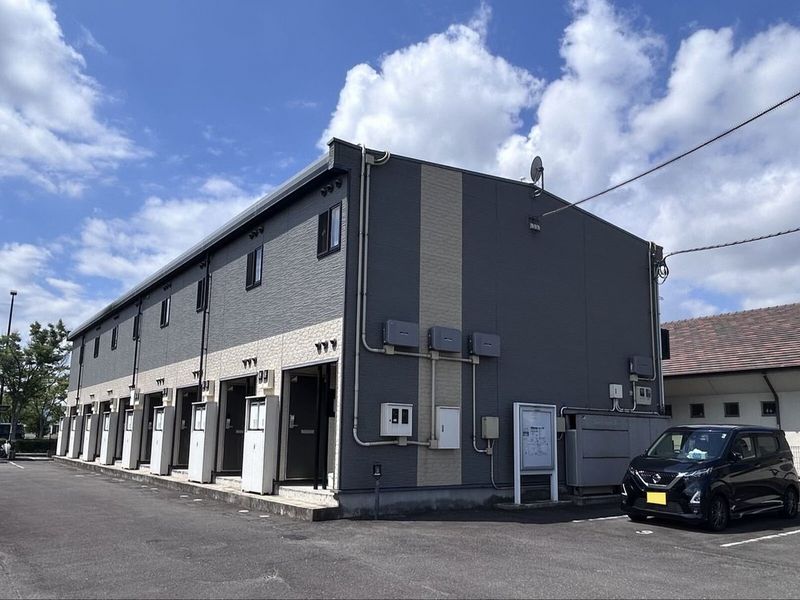 レオパレストランタン 外観