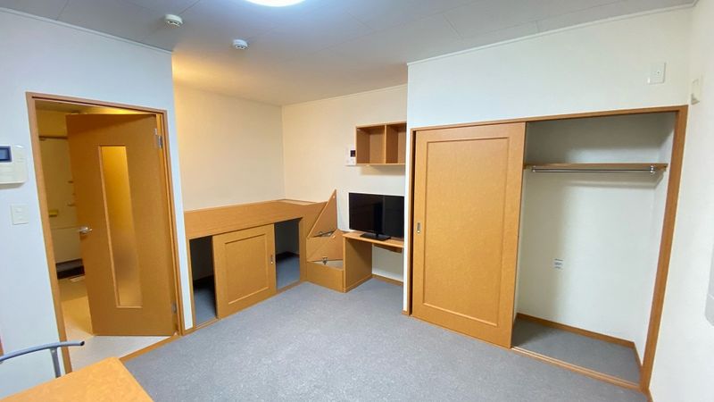 レオパレスオルシス 居間