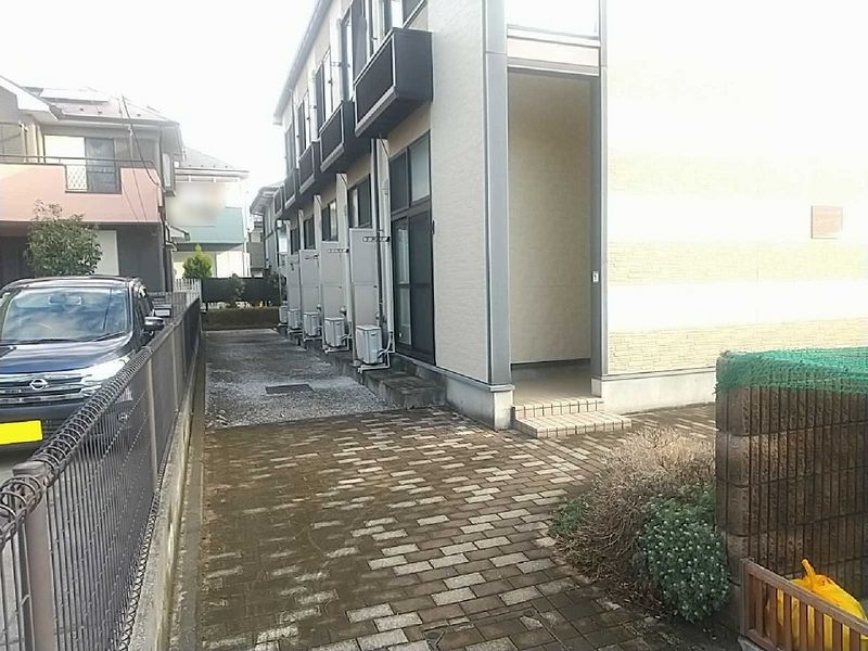 レオパレスピーチハウス エントランス