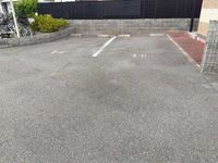 レオパレスハピネス１８ 駐車場