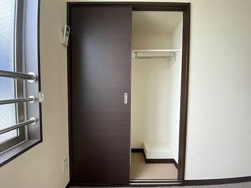 レオネクスト山下 収納