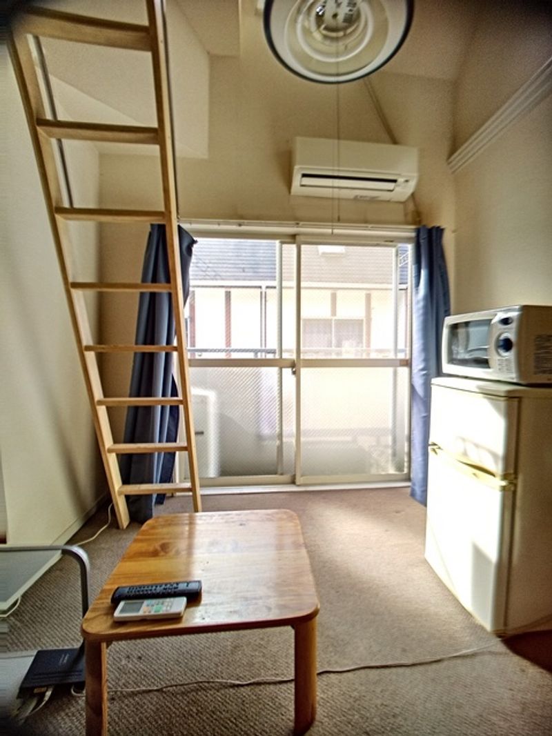 レオパレスシェモアⅠ 居間