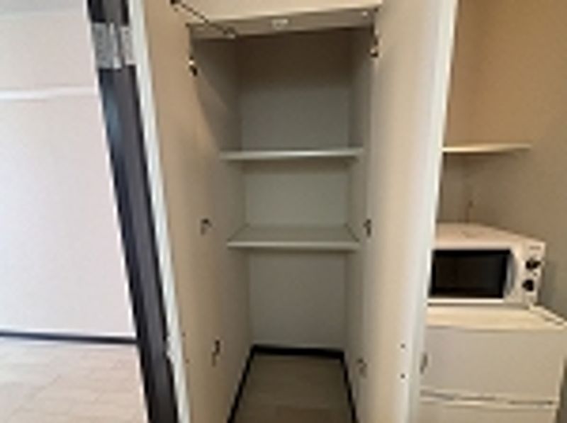 レオネクスト３７館 収納