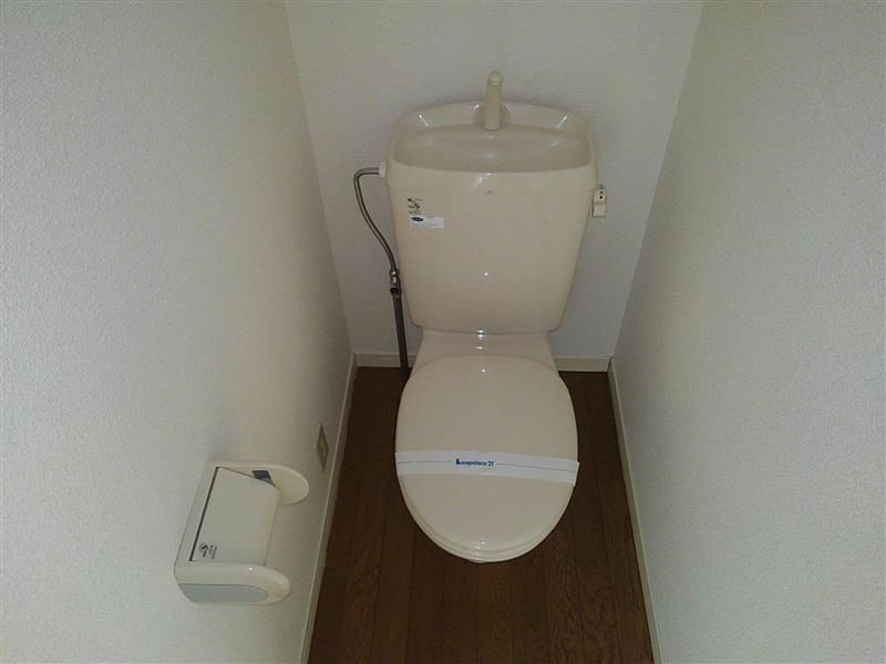 レオパレスユーカリ トイレ