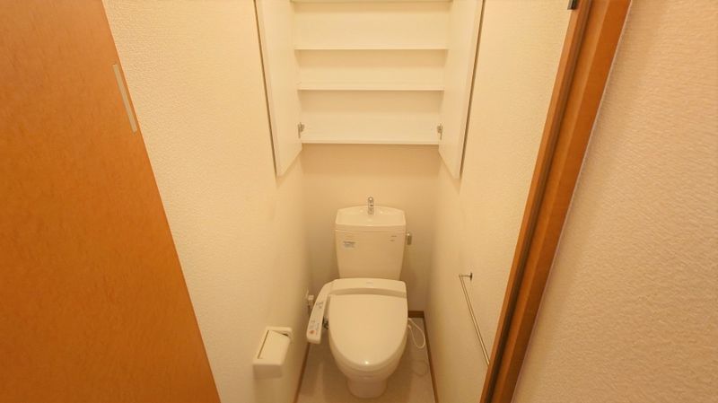 レオパレスフトゥーロ トイレ