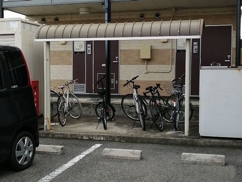レオパレス中川２１３ 共用部分