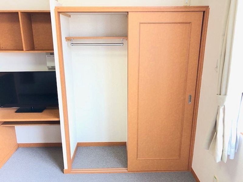 レオパレス広貴 収納