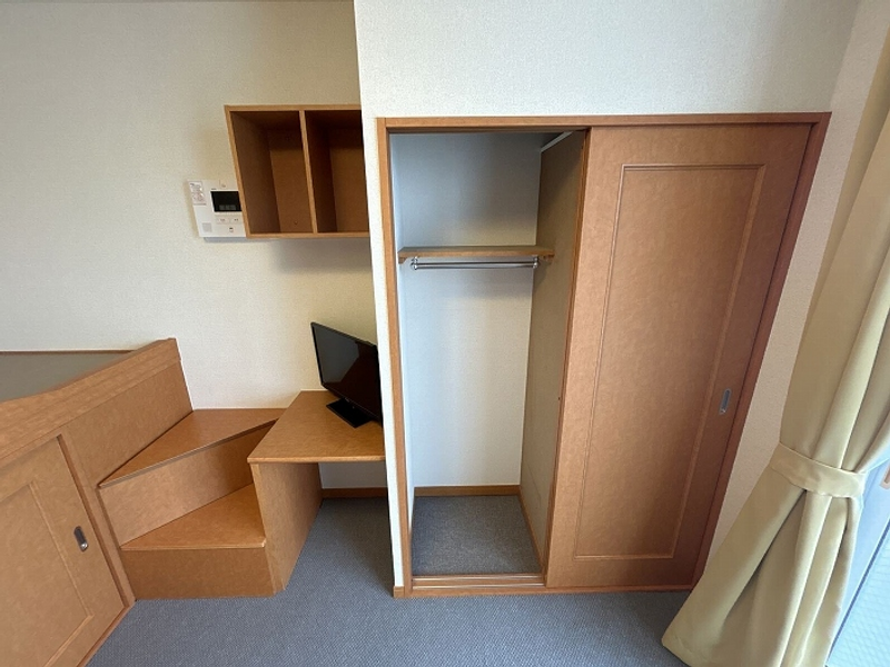 leopalace Crest Storage
