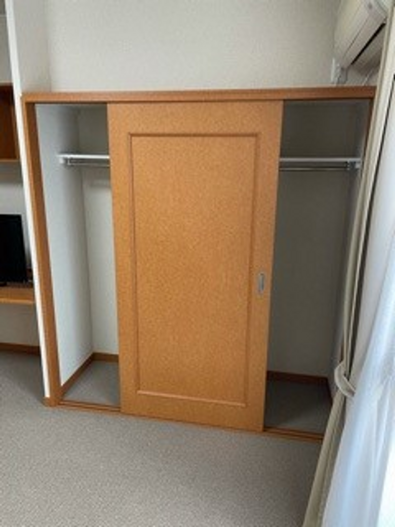 レオパレスエトワール 収納