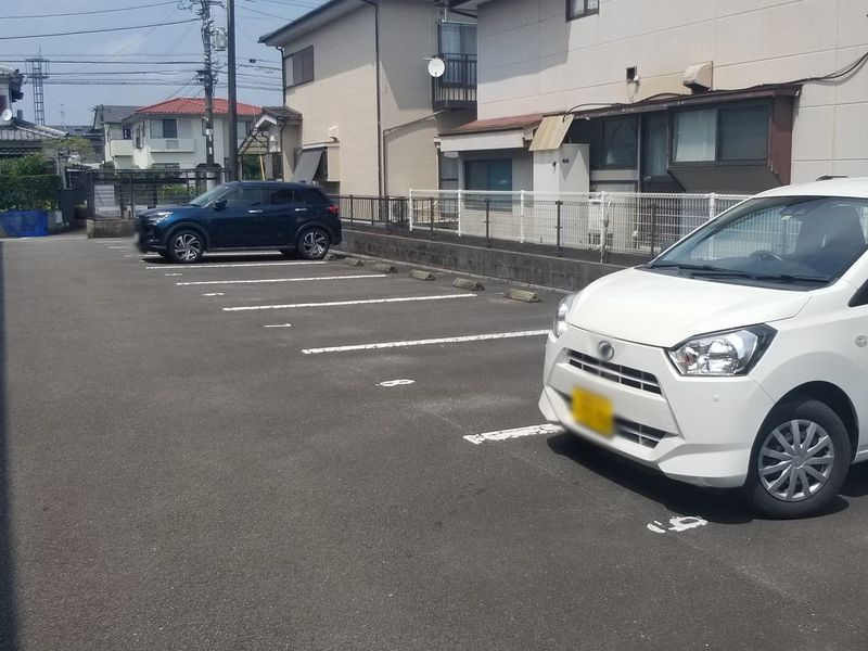 レオパレスｐｒｏｓｐｅｒｉｔｅ 駐車場