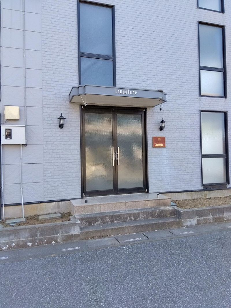 レオパレスＣｙｐｅｒｕｓ エントランス