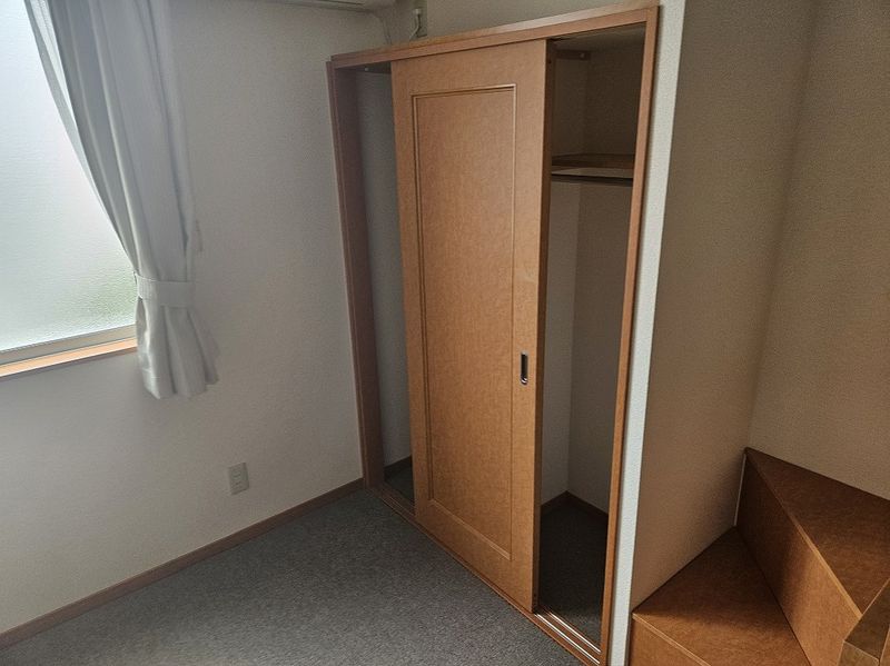 レオパレスこんどう 収納