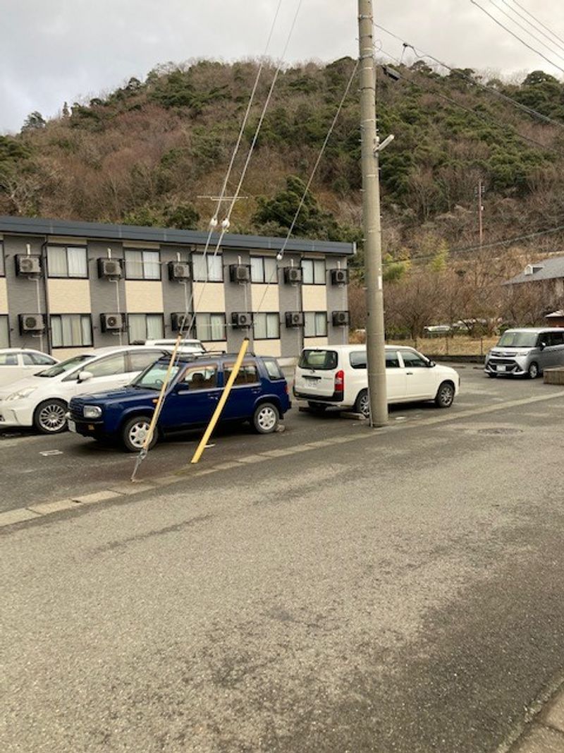 レオパレスＳａｎｃｔｕａｒｙ 駐車場