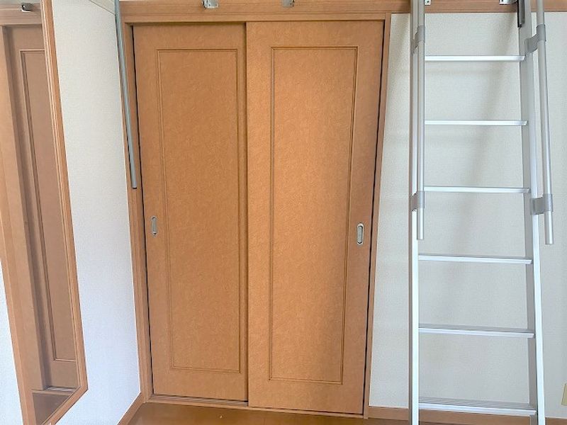レオパレスメイヤメゾンＨＩＲＯ 収納