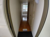 レオパレスフィールド 玄関