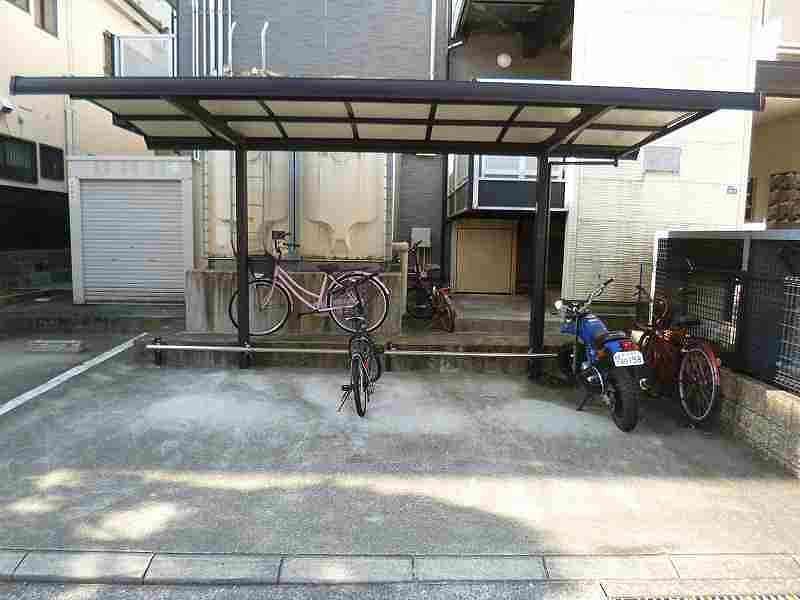 レオパレスフレア九品寺 共用部分