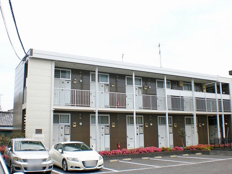 レオパレスおおすみ 駐車場