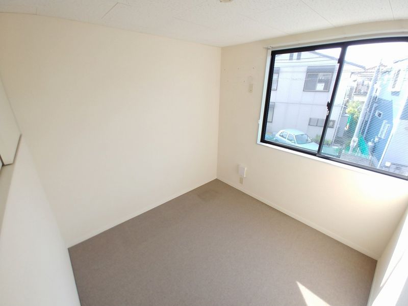 レオパレスフィールズＳＴＡＹ 寝室